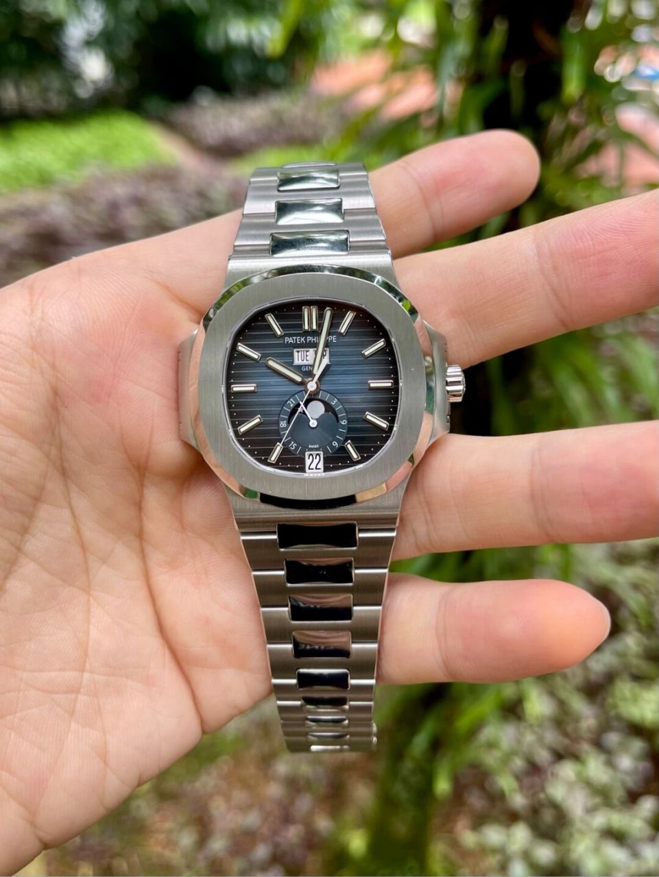 入手百达翡丽月相年历鹦鹉螺572690 百达翡丽鹦鹉螺5726,月相77