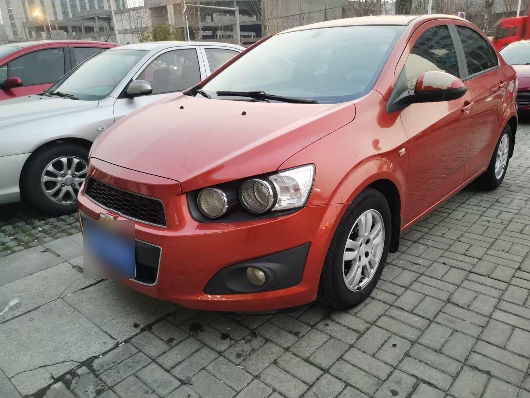 12年上牌精品雪佛兰爱唯欧,1.