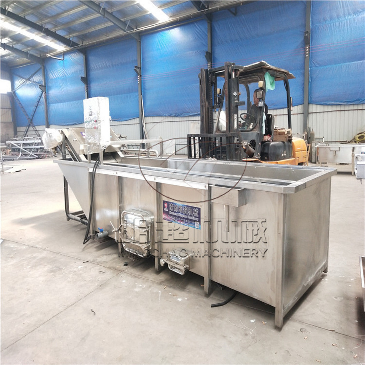 红枣洗果机机器设备现货供应 适用于各种水果,其中有李子,苹果,哈密瓜