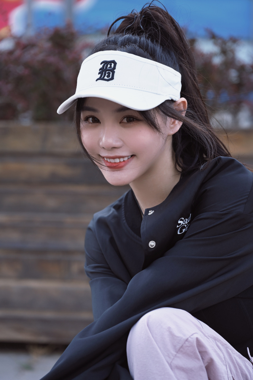 梁壁荧 初夏滑板写真9615,阳光灵动,偶遇清澈鲜活夏日!#梁壁荧