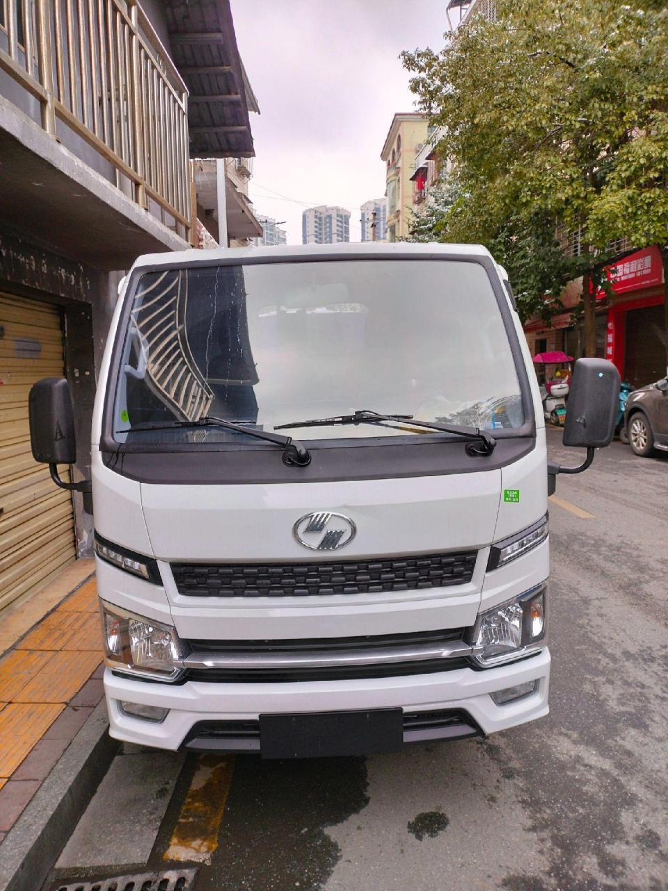 跃进福星s80.车子长这样96