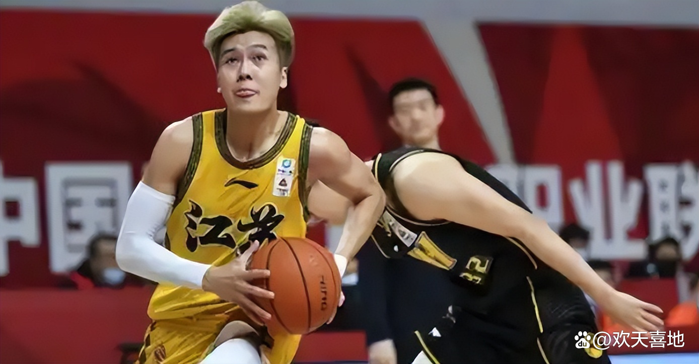 进攻结束紧逼,浙江主场惜败 进攻结束紧逼,浙江主场惜败