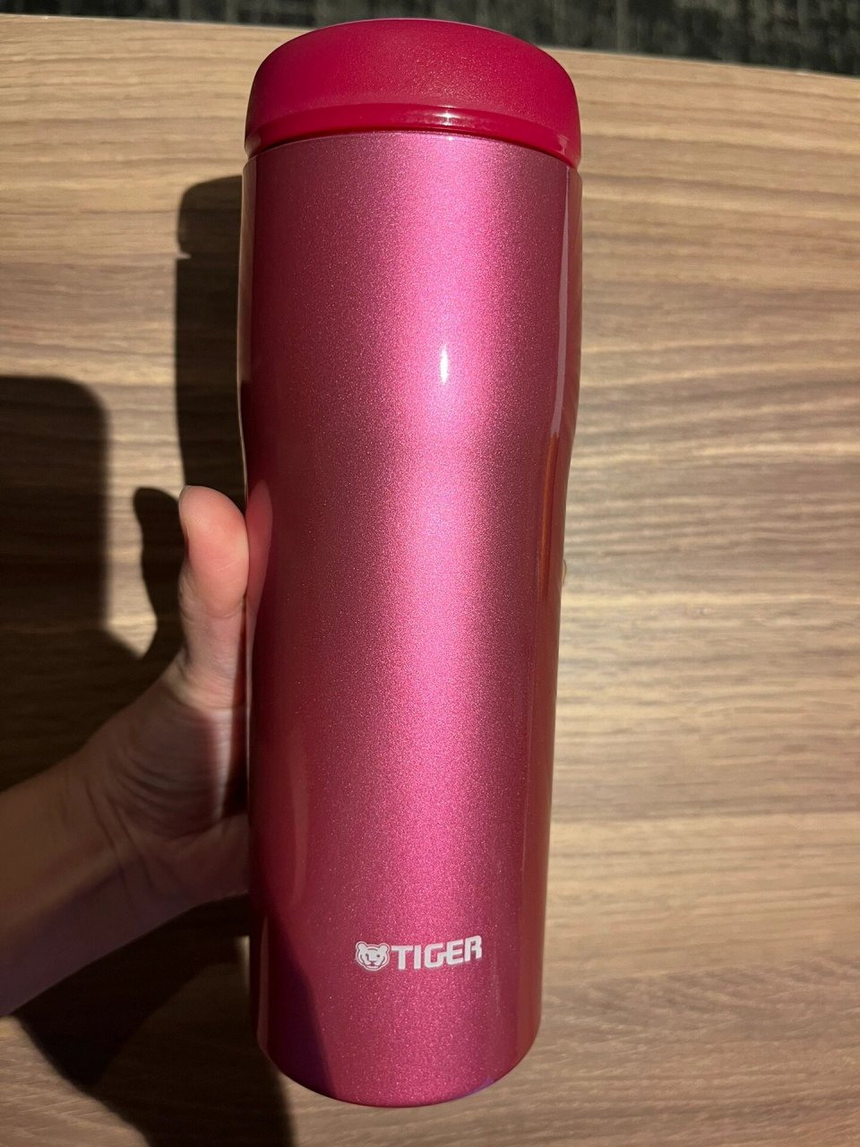 日本制tiger虎牌保温杯480ml,4890日元 虽然虎牌,象印,膳魔师的保温杯