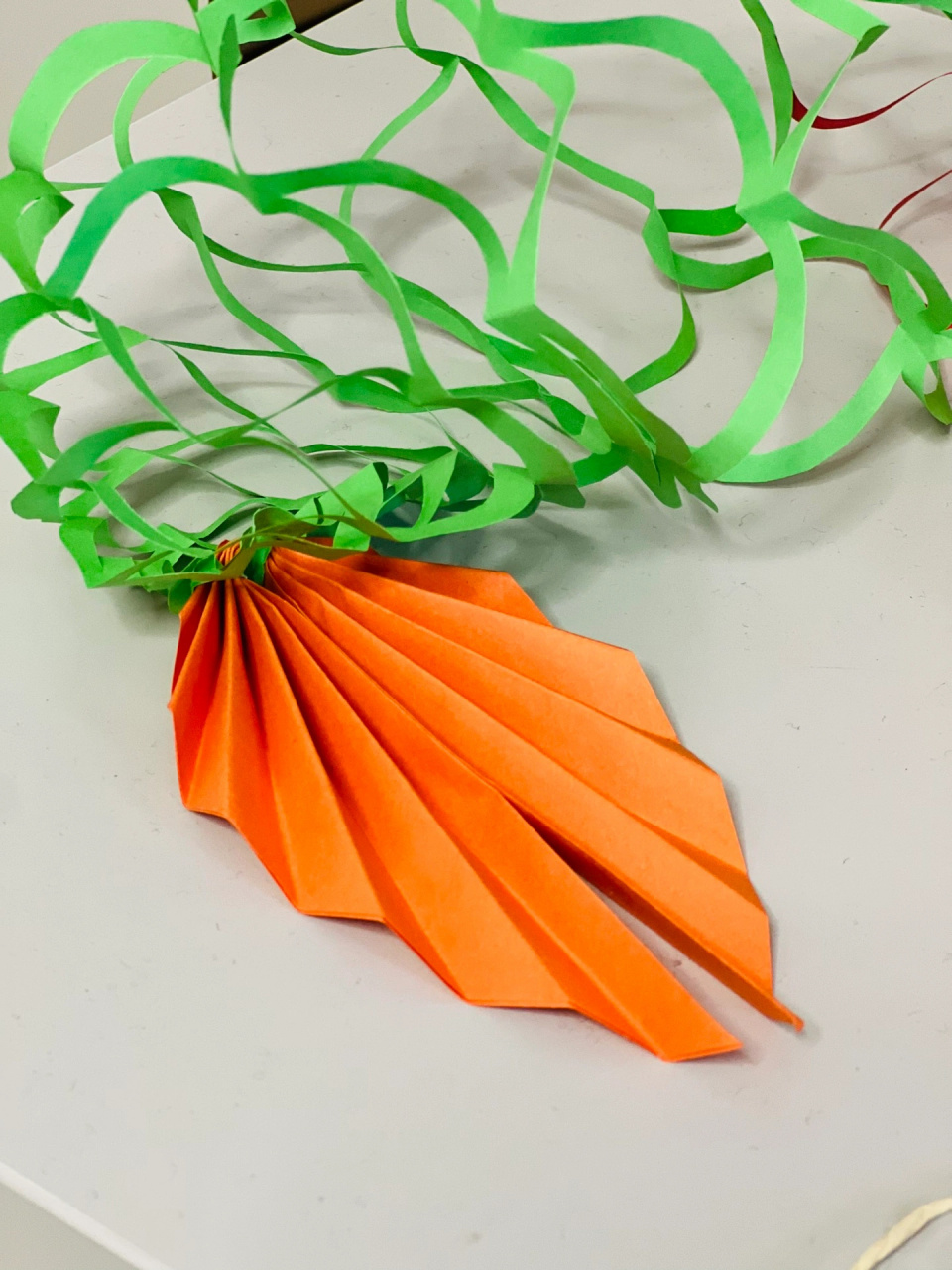 儿童手工剪纸拉花——鱼