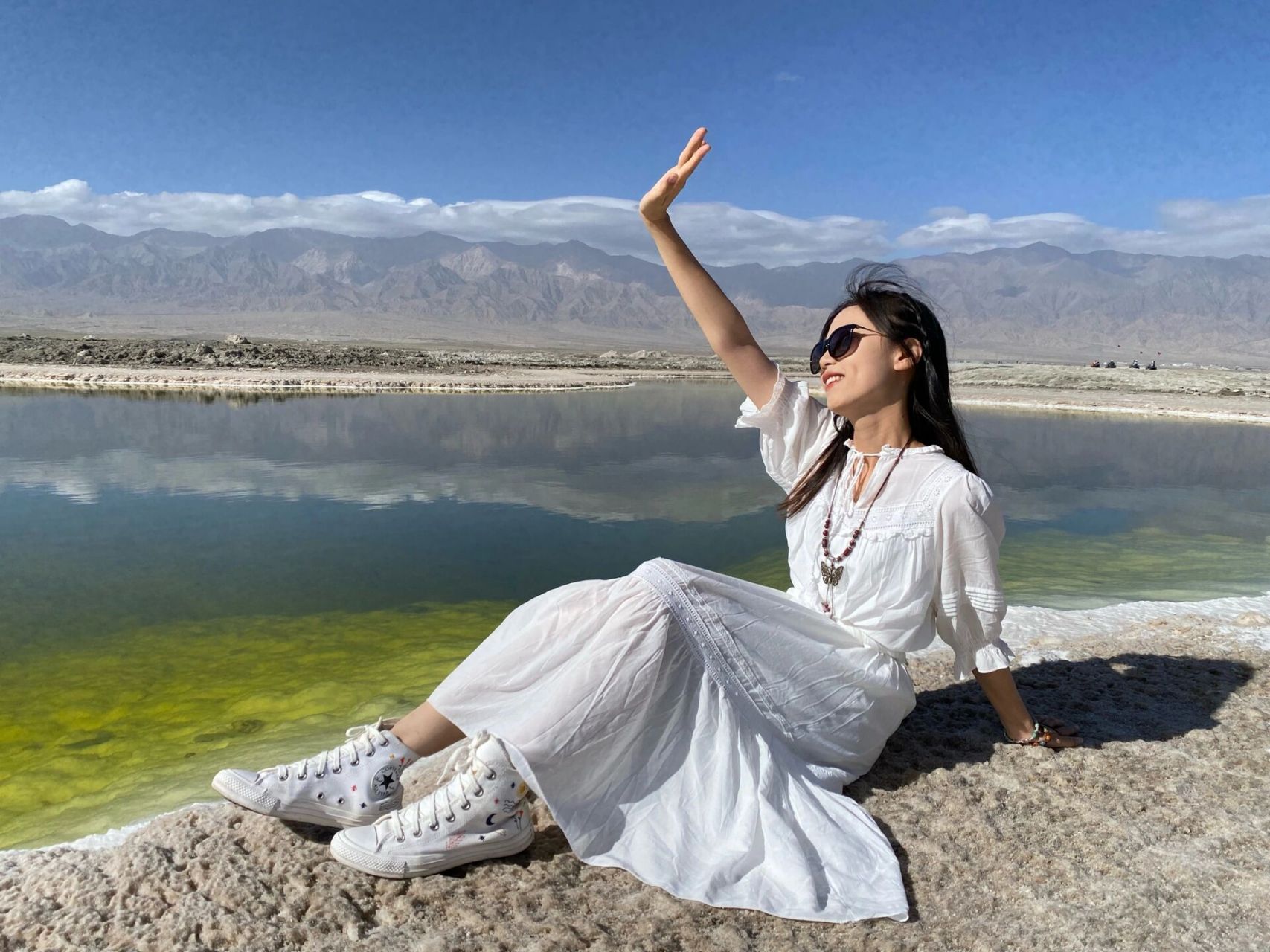 西北大环线  | 翡翠湖拍照姿势 打卡攻略 翡翠湖是我们这次环线遇到的