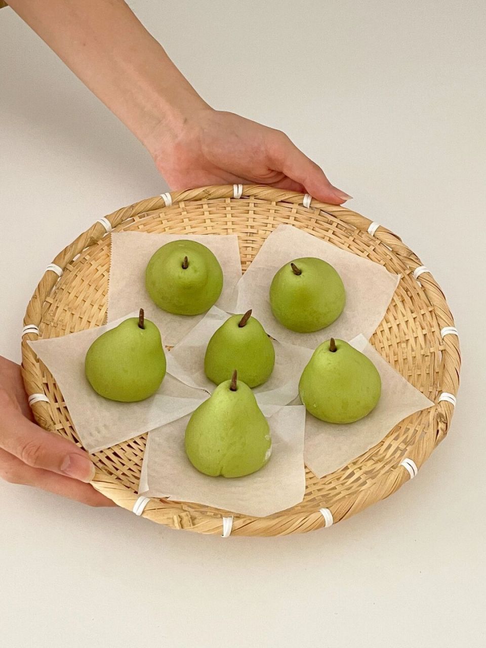 之前刷这款emoji同款雪梨馒头 真的好可爱 瞬间激起了我做面食的兴趣!