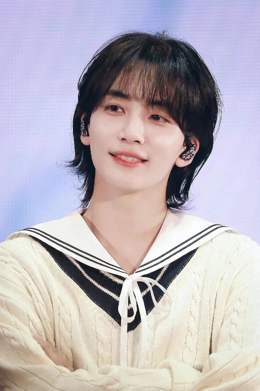 尹净汉绝美神图[火r][火r][火r] 我不是神图的生产者,我只是尹净汉和