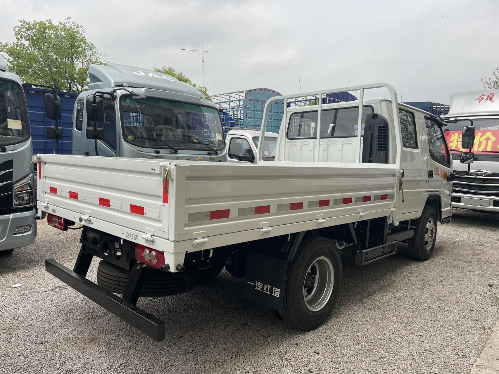 一汽解放双排座柴油车,玉柴发动机,全车气刹断气刹,7.