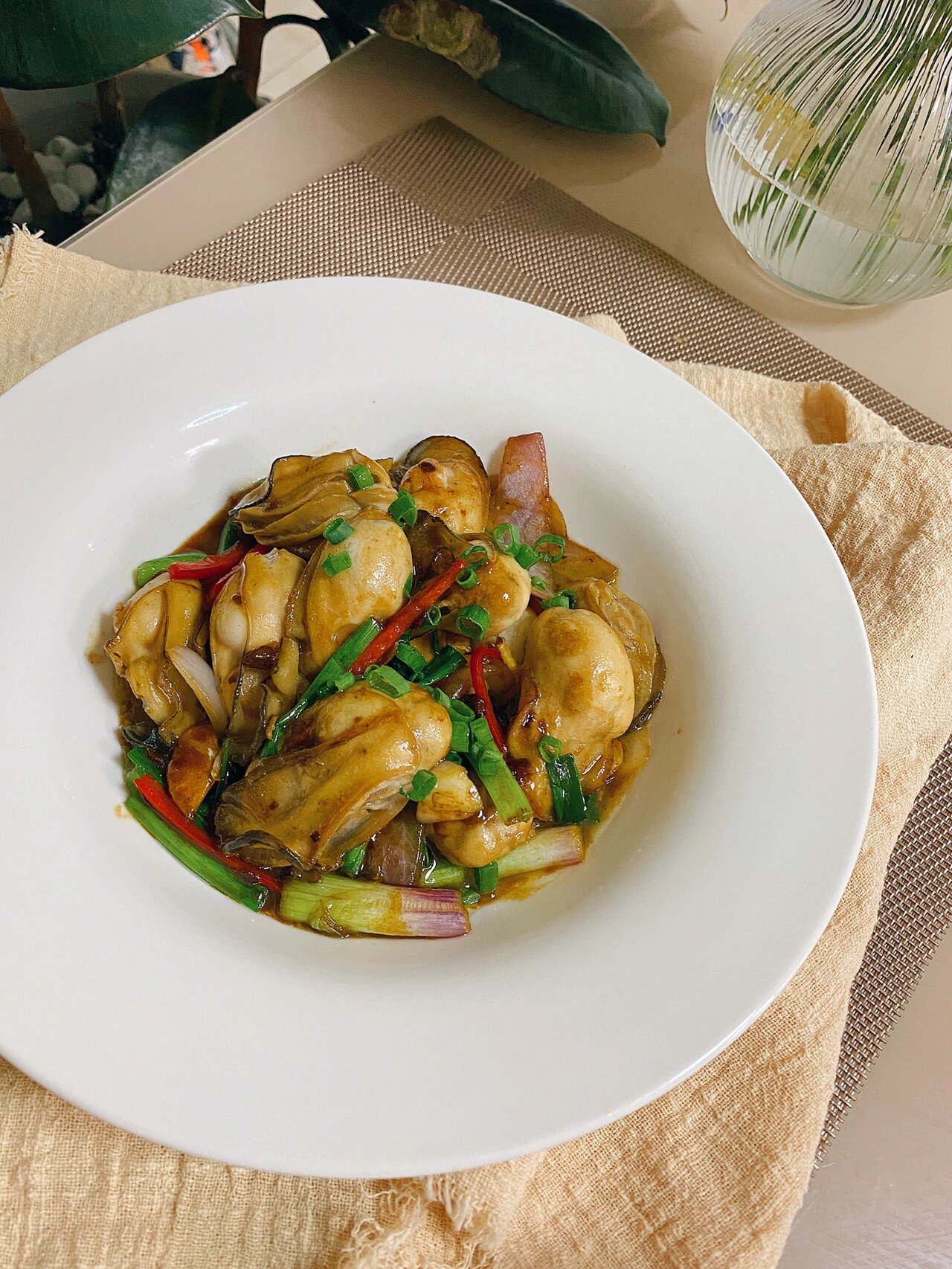 生蚝的家常吃法|姜葱炒生蚝