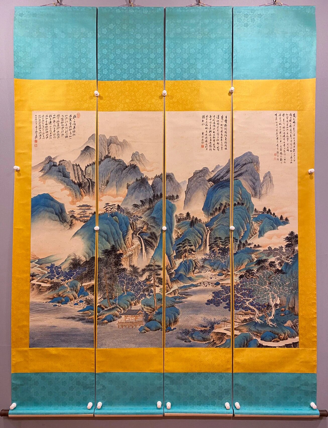 张大千山水四条屏,画芯尺寸132x37