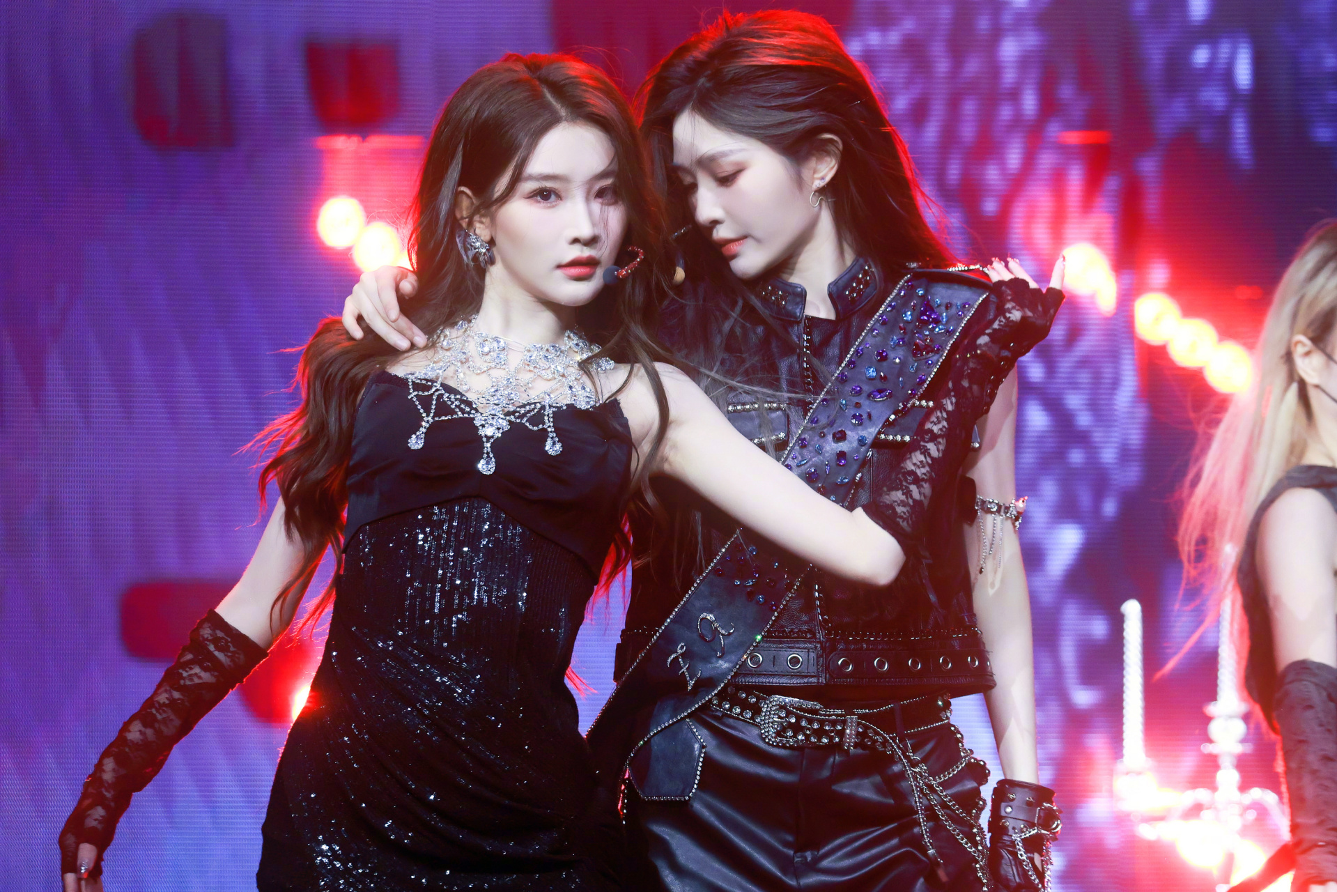 snh48王奕周诗雨杭州巡演# ——『予你』主题巡演 · 杭州站回顾返图