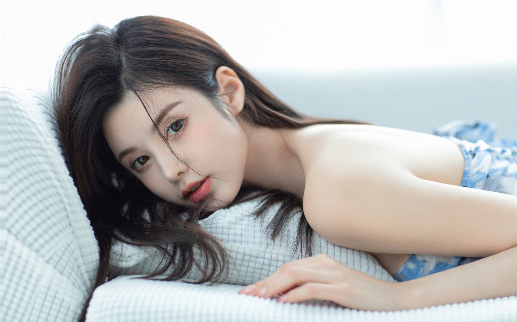 杨悦儿吖   狮子座小姐姐