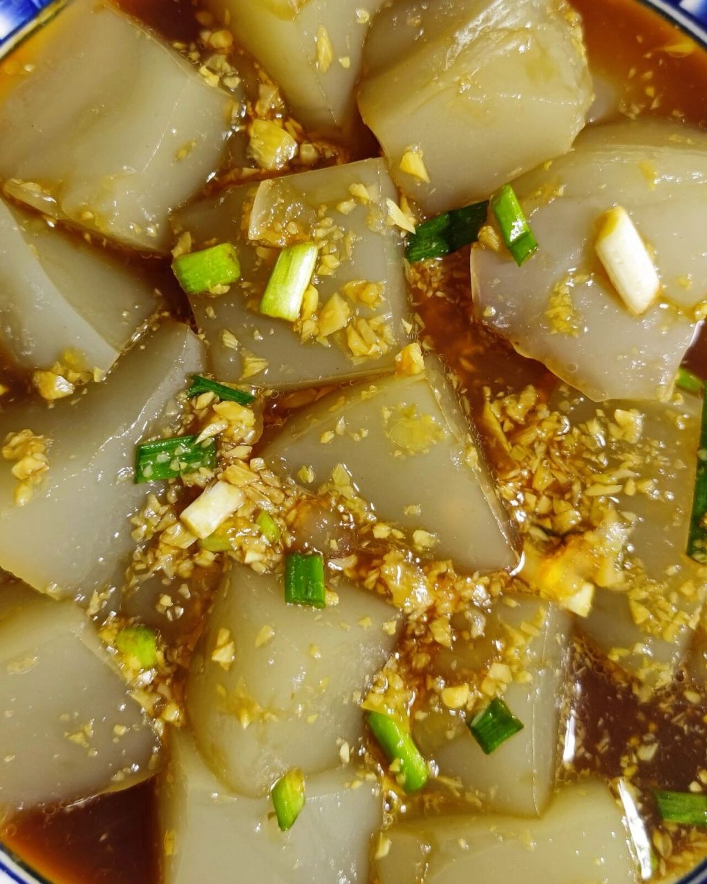 366用同一个碗,加2碗水在锅中,水烧开加入定粉水!