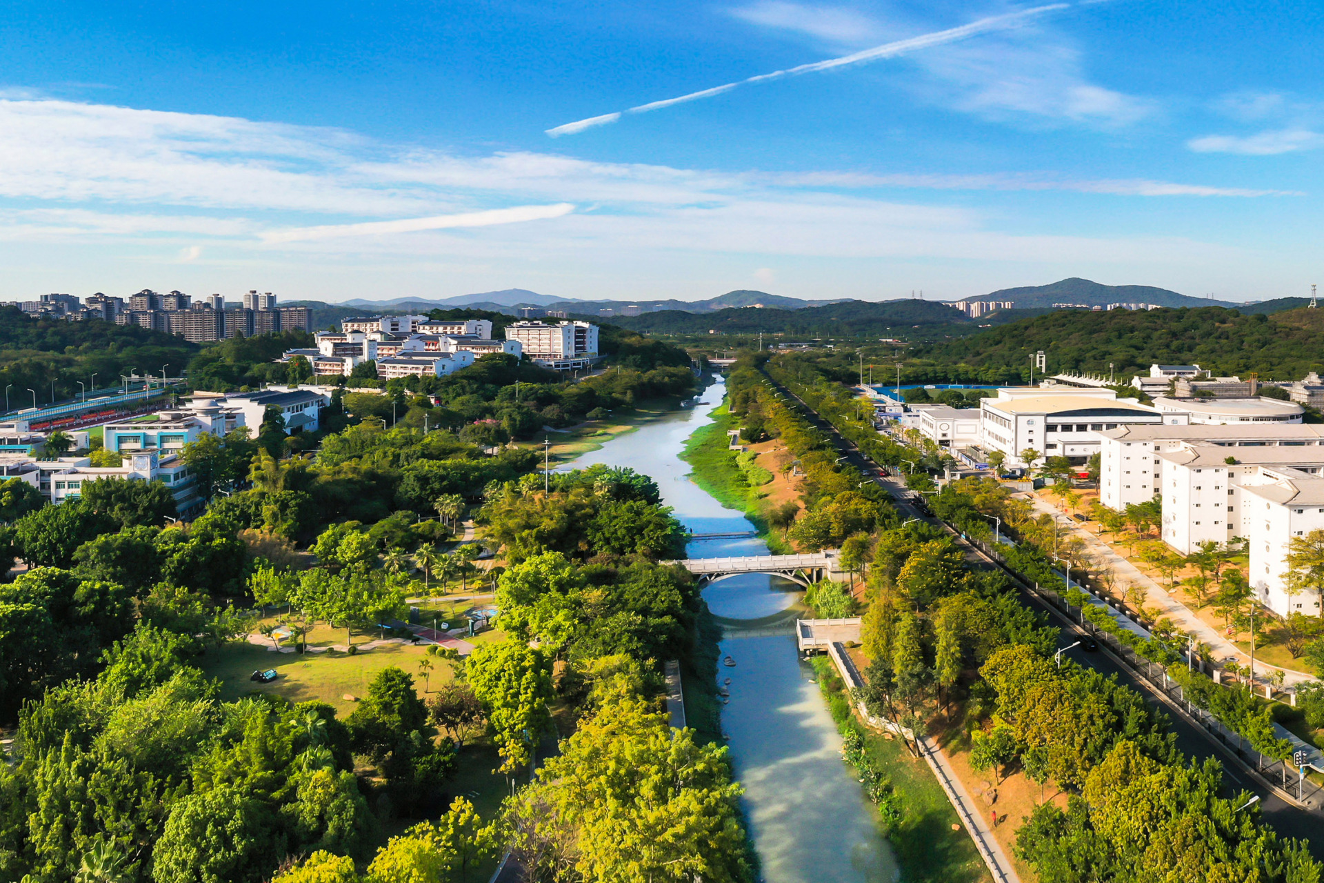 镜见黄埔# 【广州黄埔:从南岗河看"幸福生态"】2022年,广州市黄魄区