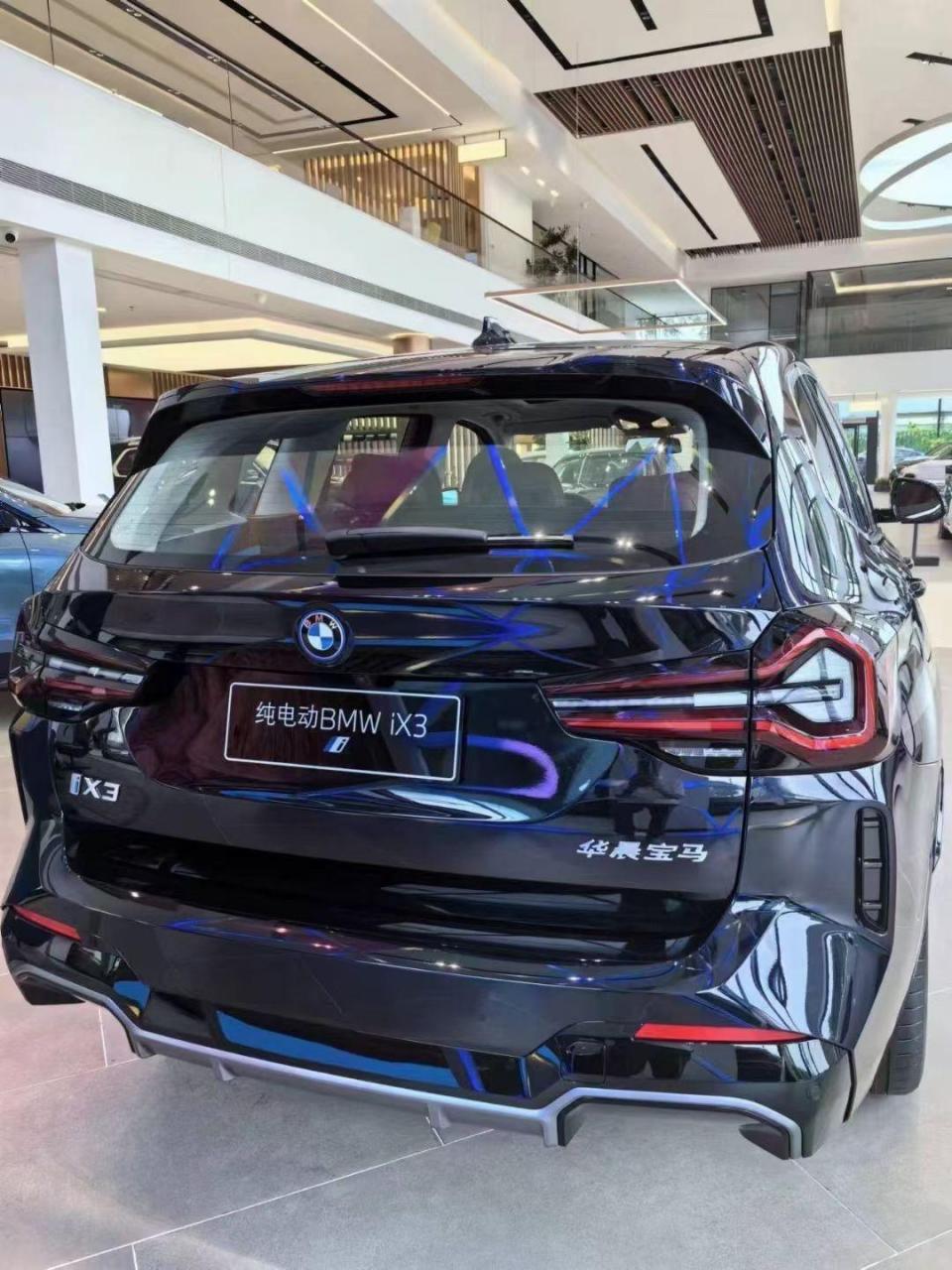 宝马电车优惠力度也很大.宝马纯电suv   宝马ix3