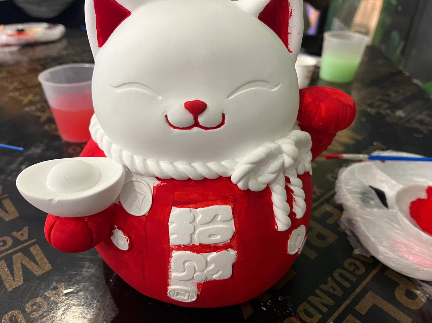 招财猫石膏娃娃涂色 招财猫石膏娃娃涂色,看着简单,实际上手涂起来用