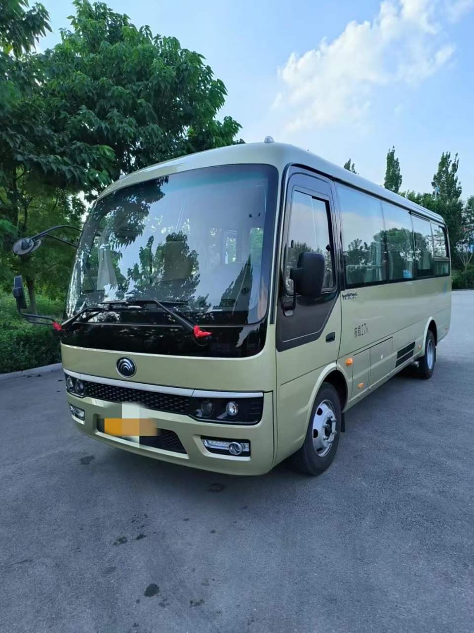 宇通6729客车27座.旅游客运,准新车.