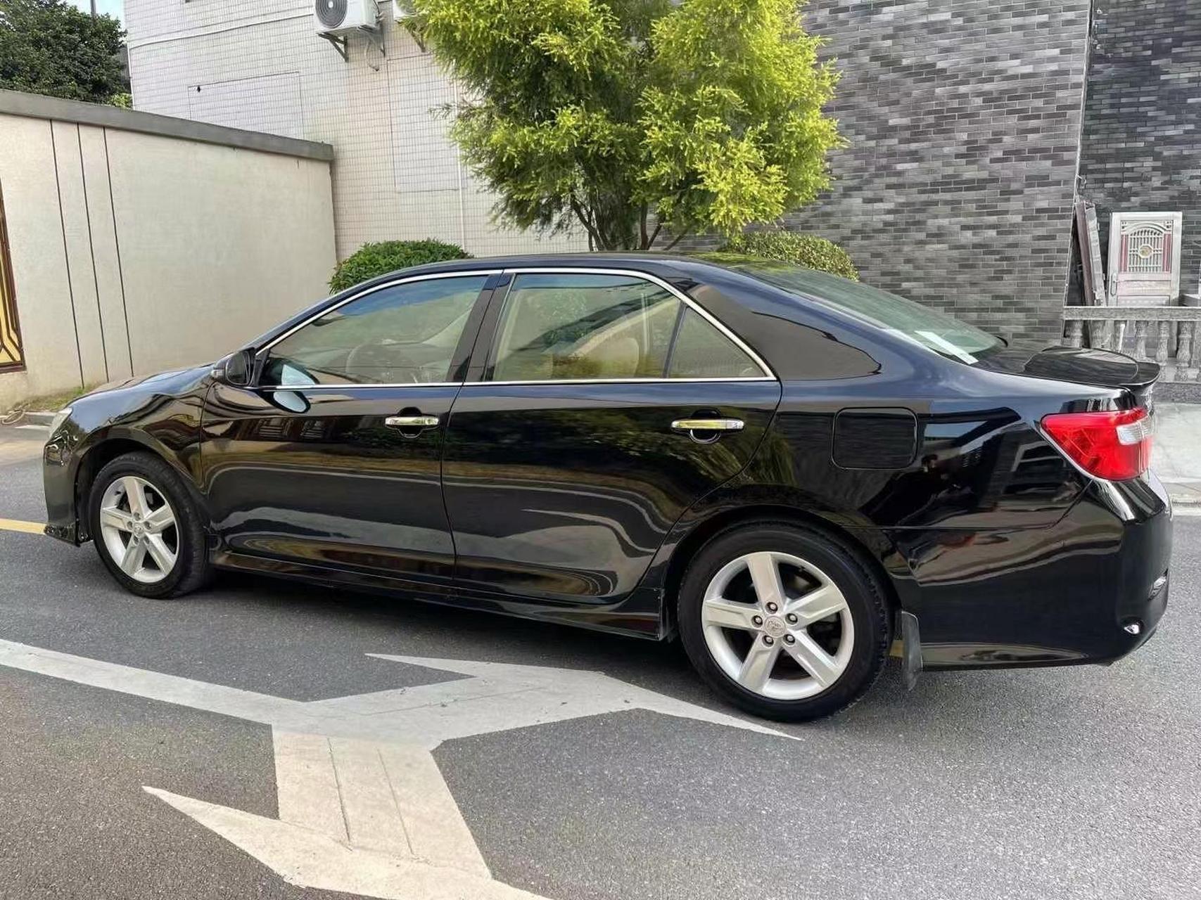 13年丰田凯美瑞 2.0s耀动版 方向盘加减 换挡拨片  车况原版