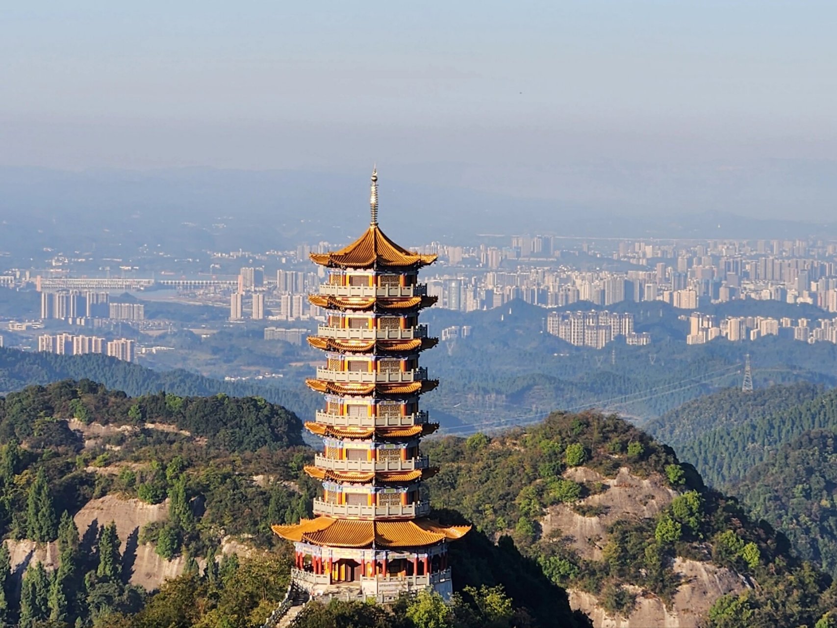 文佛山居然 终于还是一个人骑着小摩托来到了文佛山 很不错 就是爬山