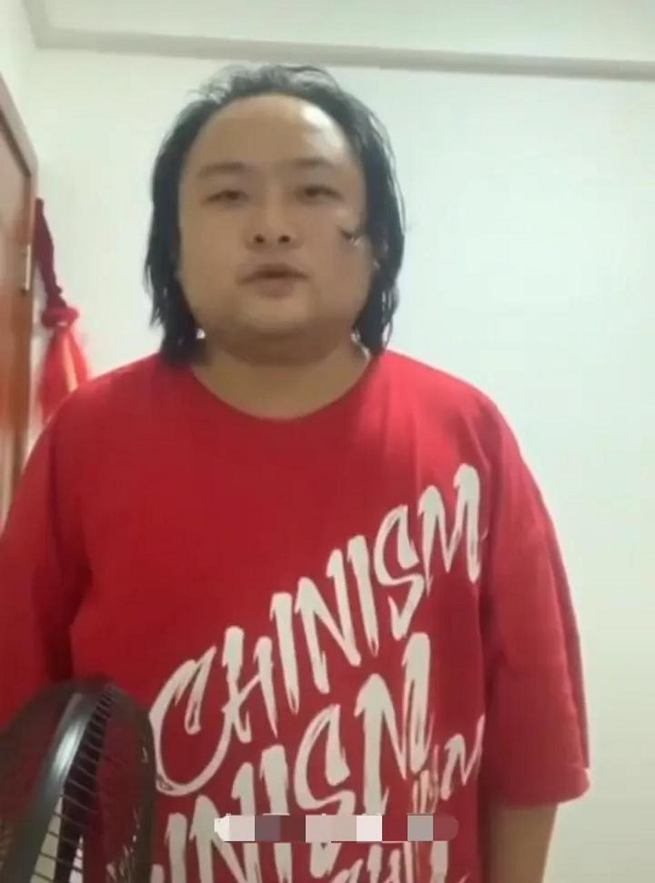 初代网红段子手"西门飘飘"突发脑出血去世,年仅31岁.