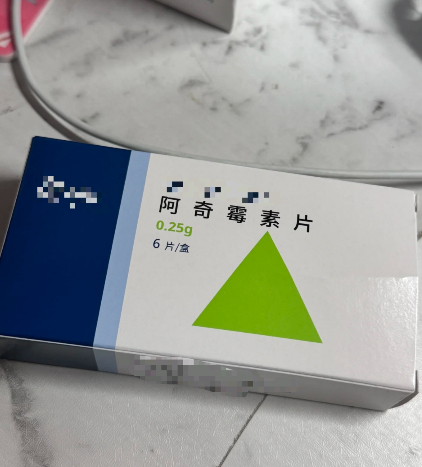 咽喉疼痛确实可能引起发烧