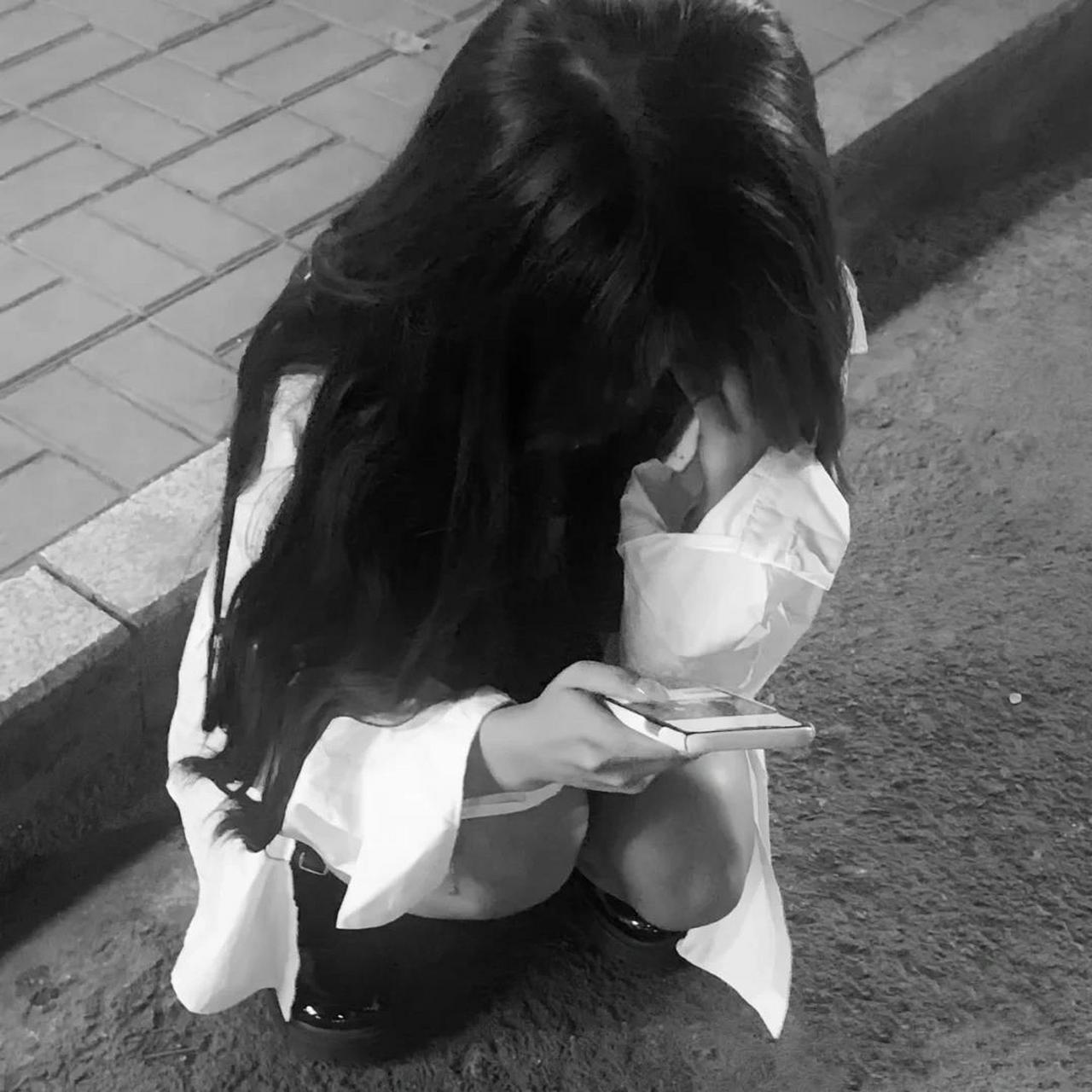 女生emo头像 无水印 礼貌拿图 可以做出评价作者会尽力改正 05