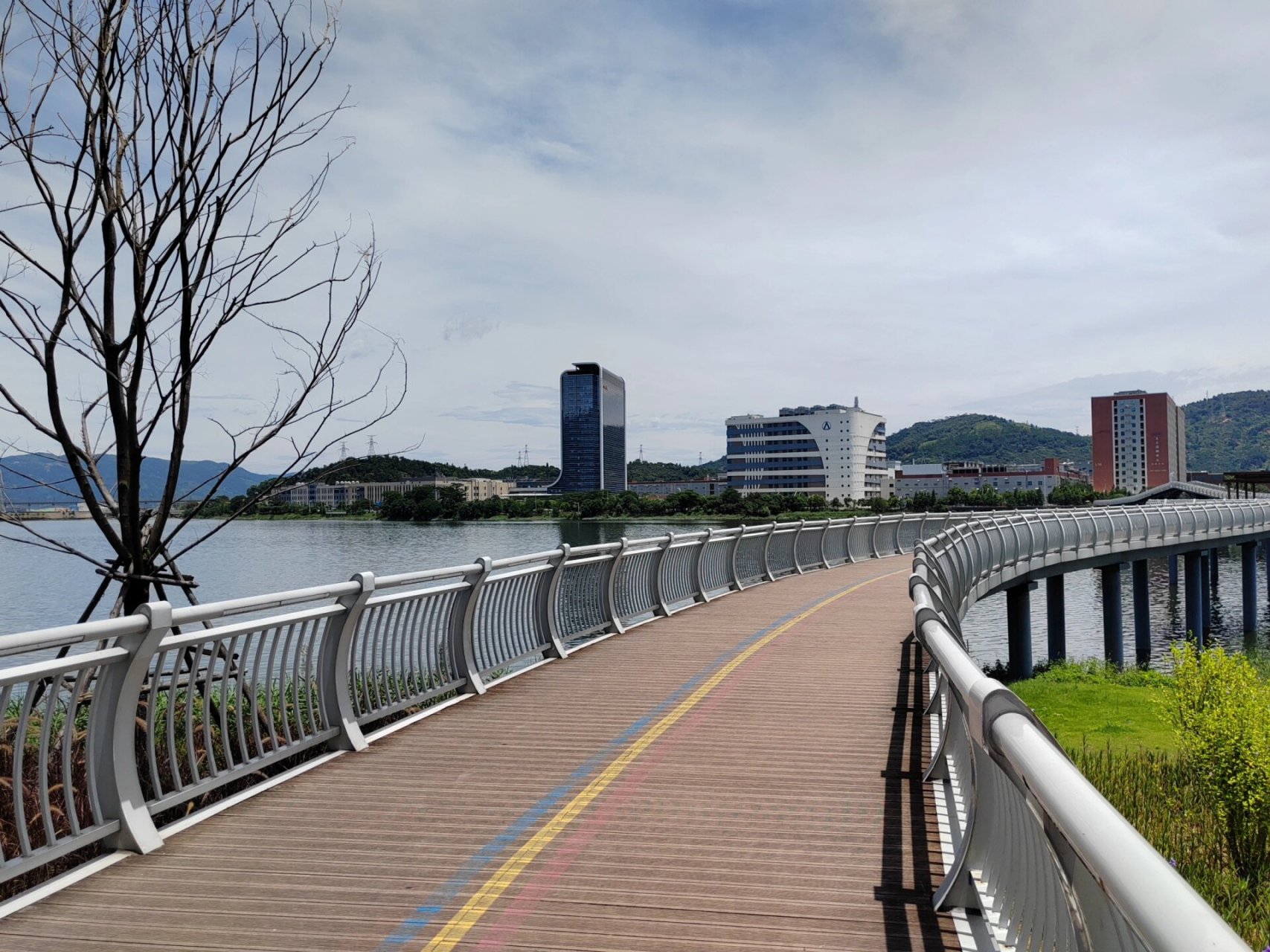 赤鉴湖公园是我童年的百草园 围海造田后,宁德新能源未诞生前,我家