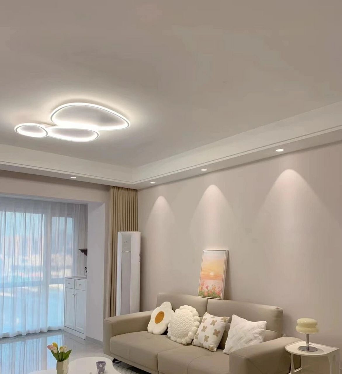 天花布置图最终效果 天花改了一下,现在就只会画这个简单的双眼皮吊顶