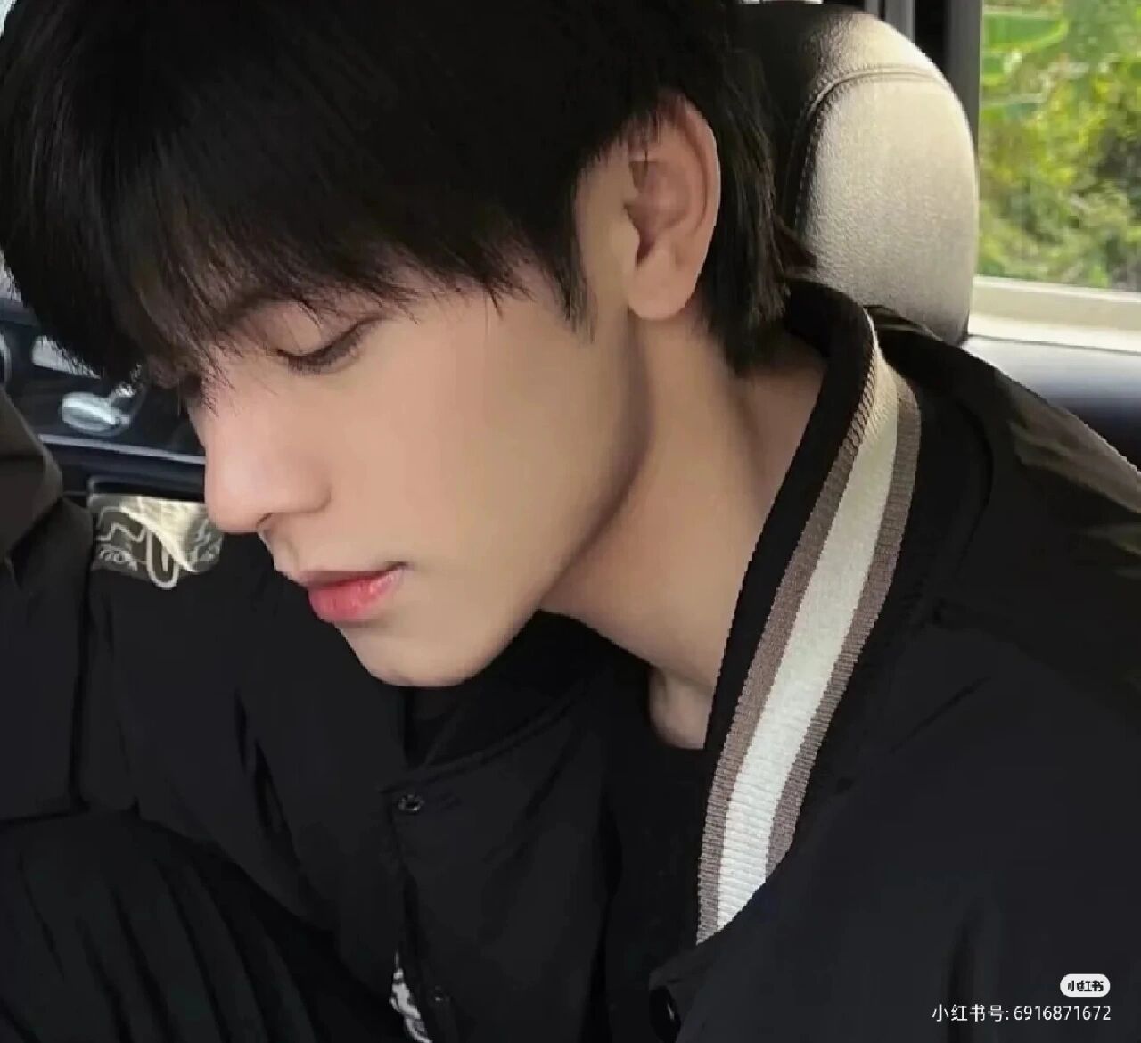 可爱男生真人头像