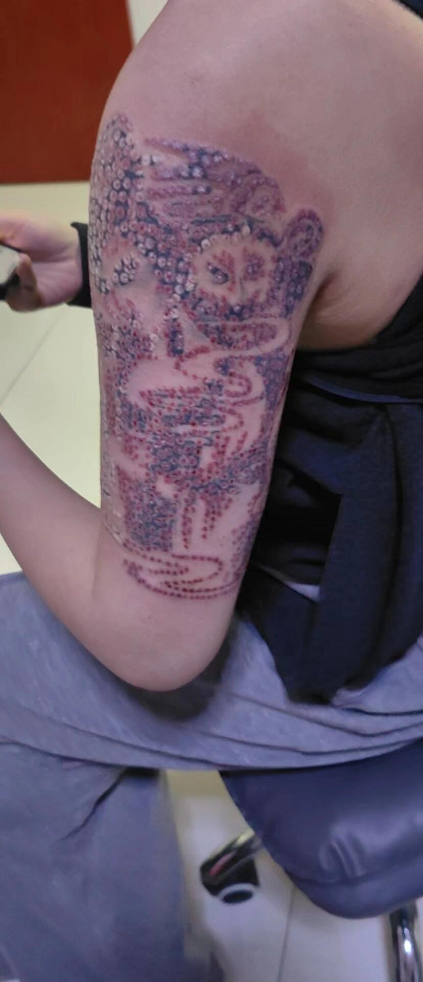 洗纹身第一次,今天第七天了