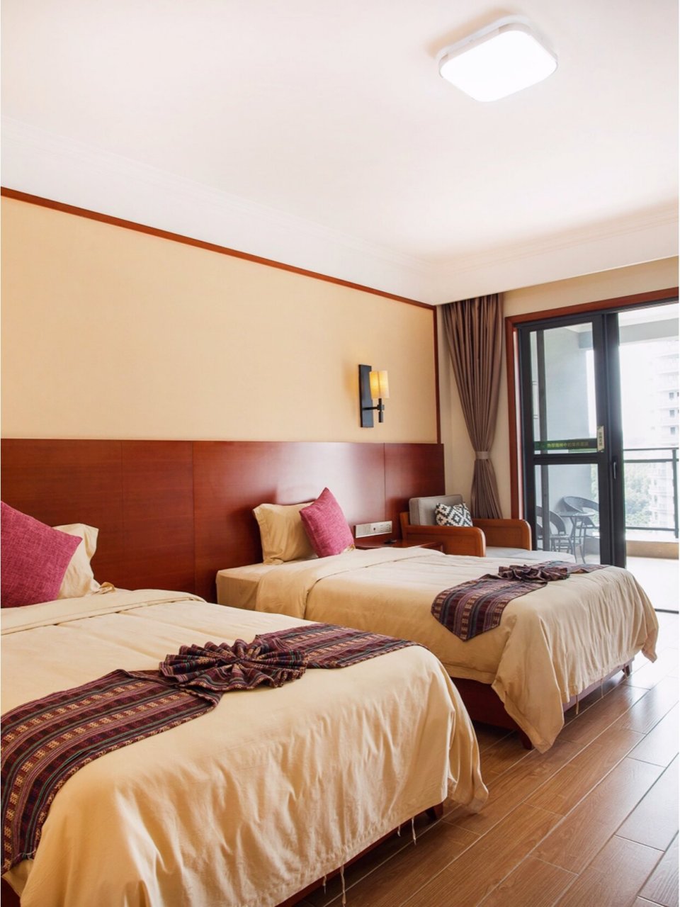 海南五指山,长辈旅居康养的理想之地91 96这家康养公寓位于五指山