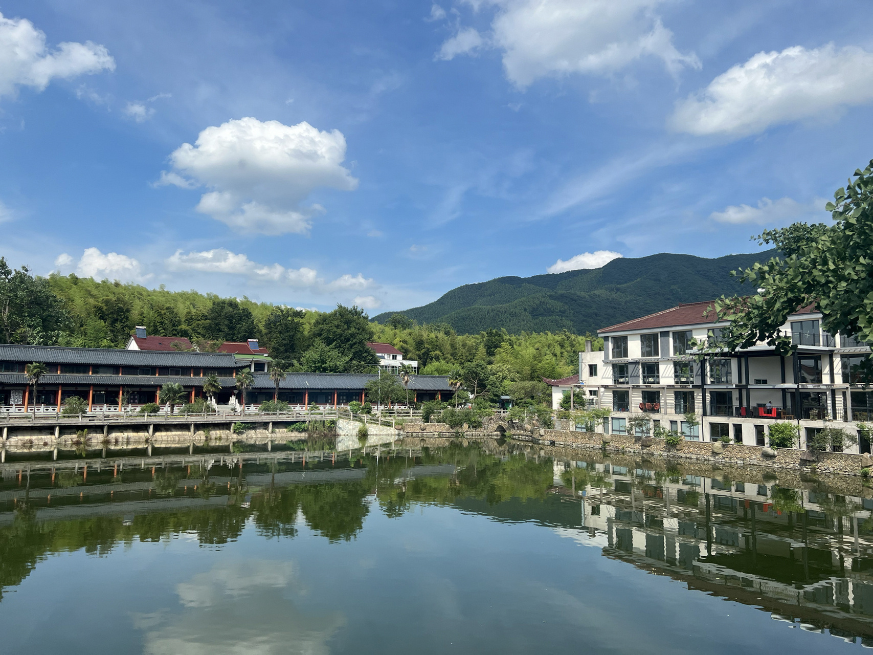 26 地点:常州溧阳平桥石坝 天气:多云 经过周四周五的暴雨后,我们决定