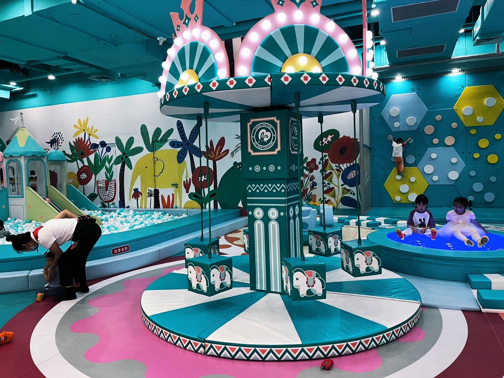 原来这就是上海最大的室内儿童乐园! 耀心岛.亲子乐园.