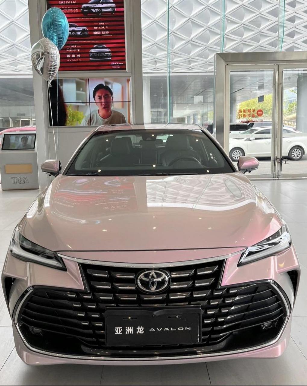 首付3万提车,雅阁凯美瑞的价格直接上,中大型轿车更豪华舒适亚洲龙