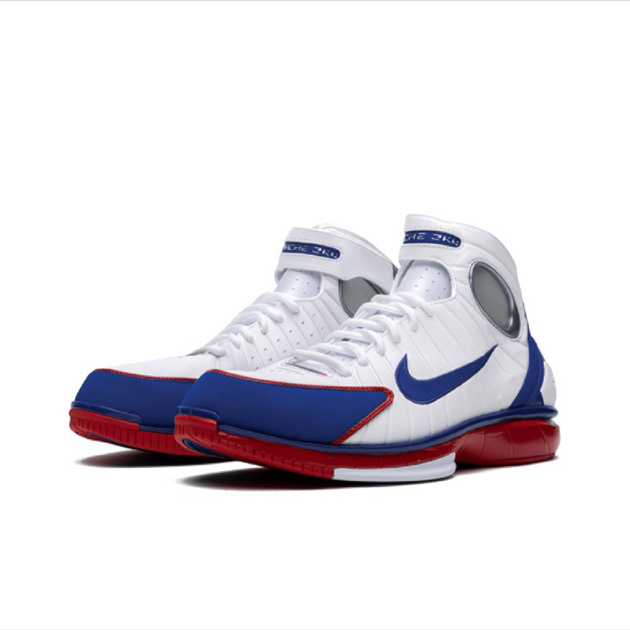 科比2k4来了,真正意义上的科比一代 nike huarache 2k4作为科比加入