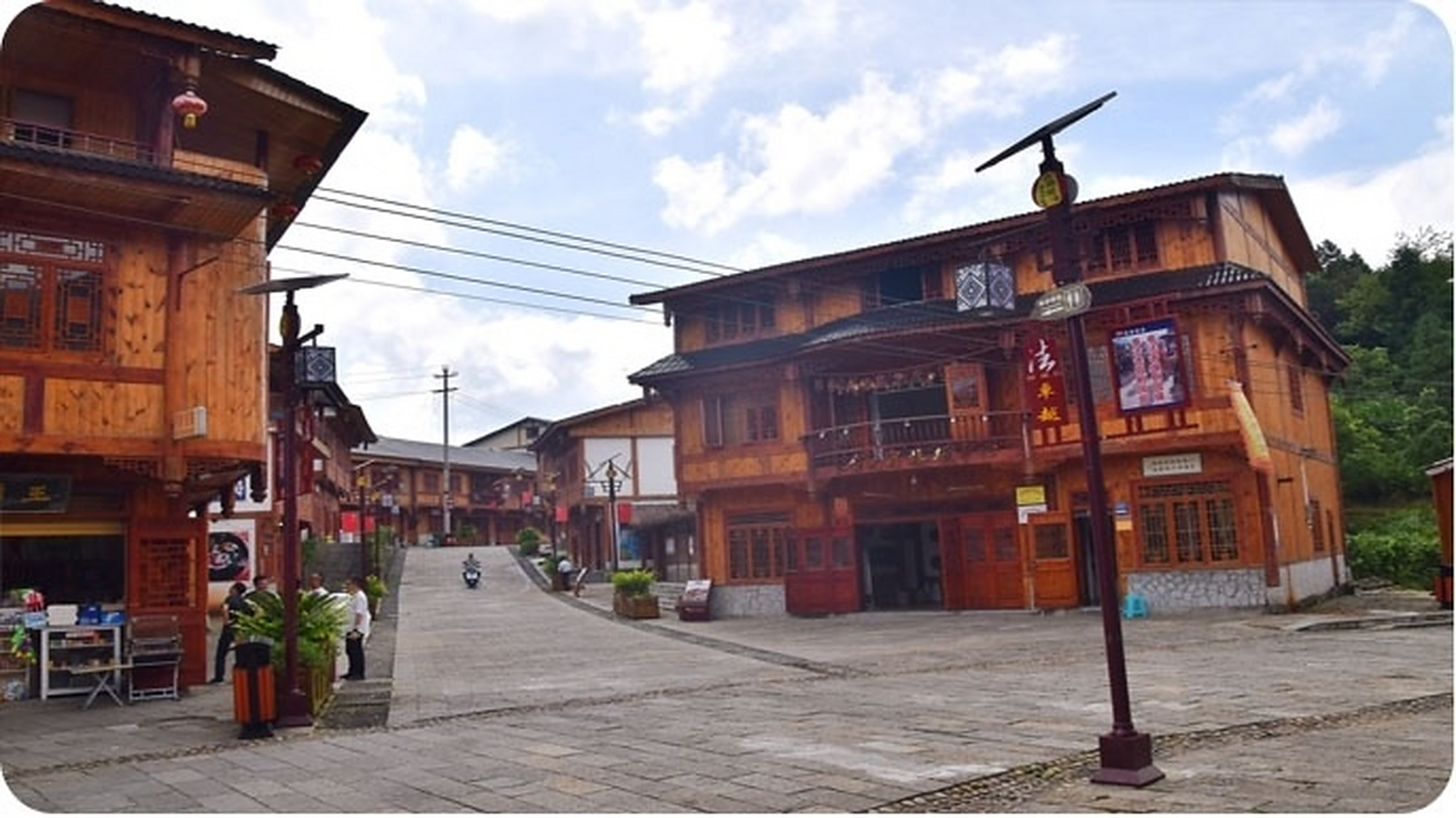 贵州桐梓避暑地推荐——马鬃红苗乡9797 桐梓县的红苗聚居地