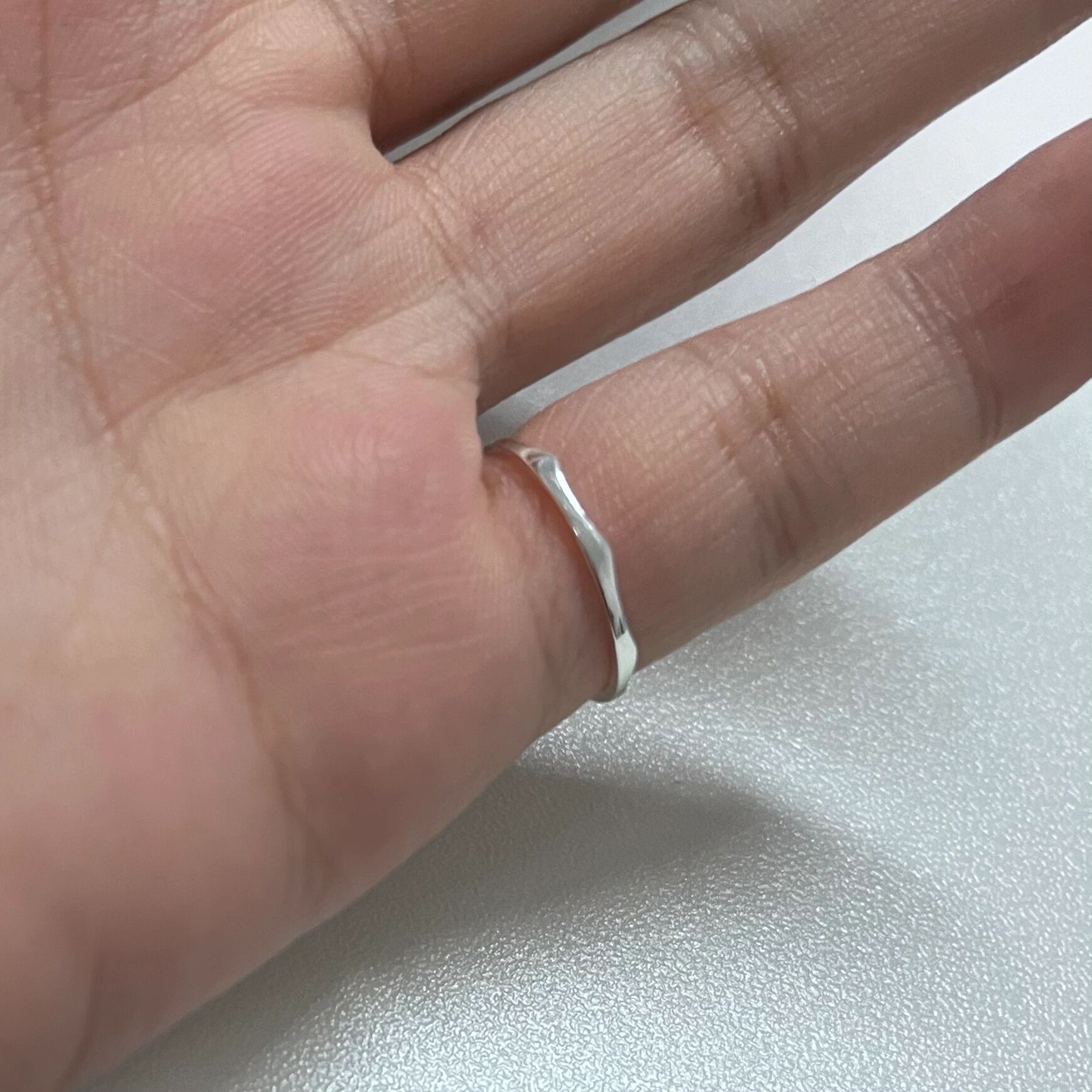 第一次买尾戒 尾戒含义: 尾戒象征独立,单身,孤独还有忘记过去.