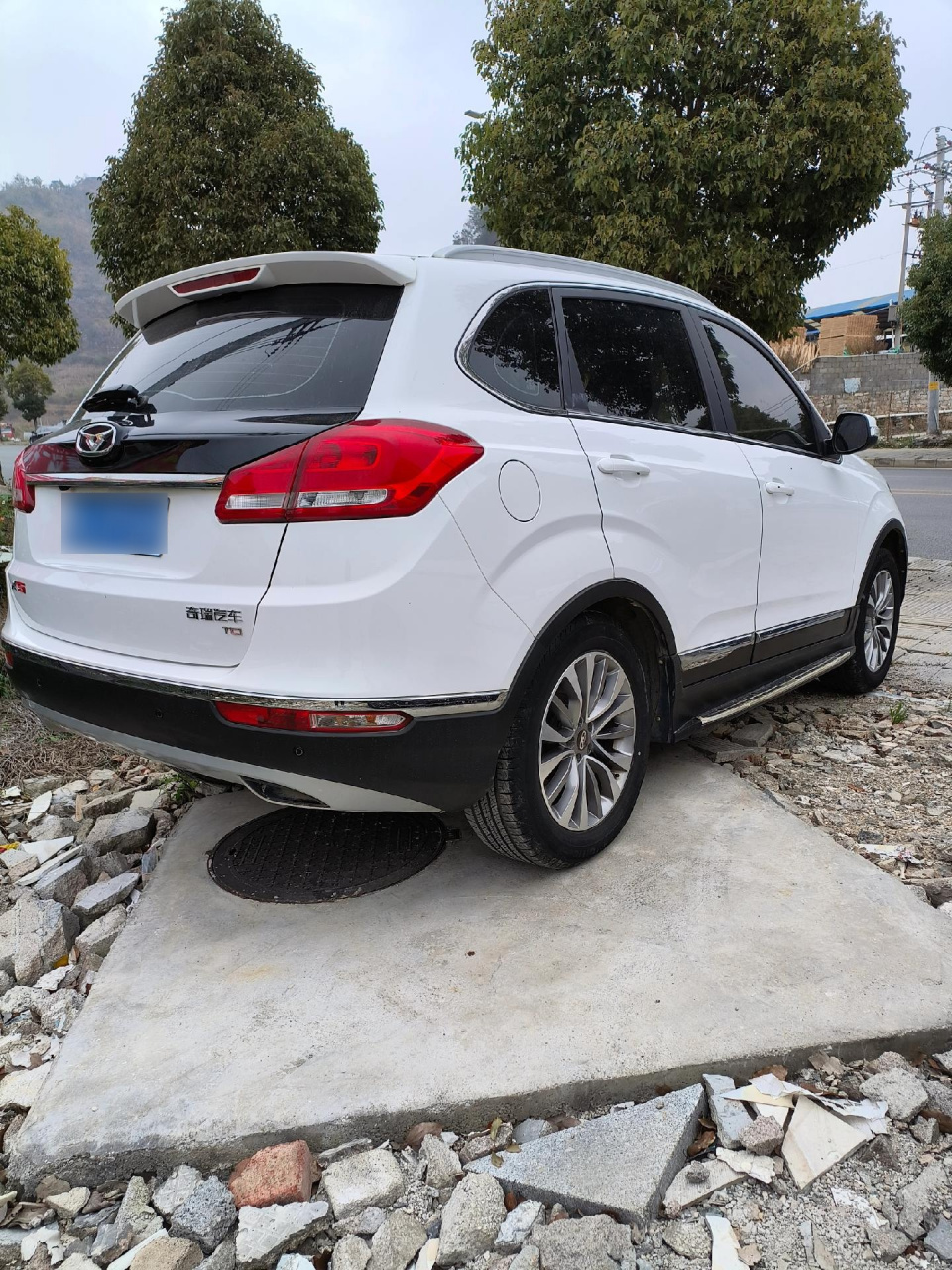 接近2019 奇瑞凯翼x5 自动挡1.5排量高配.3x