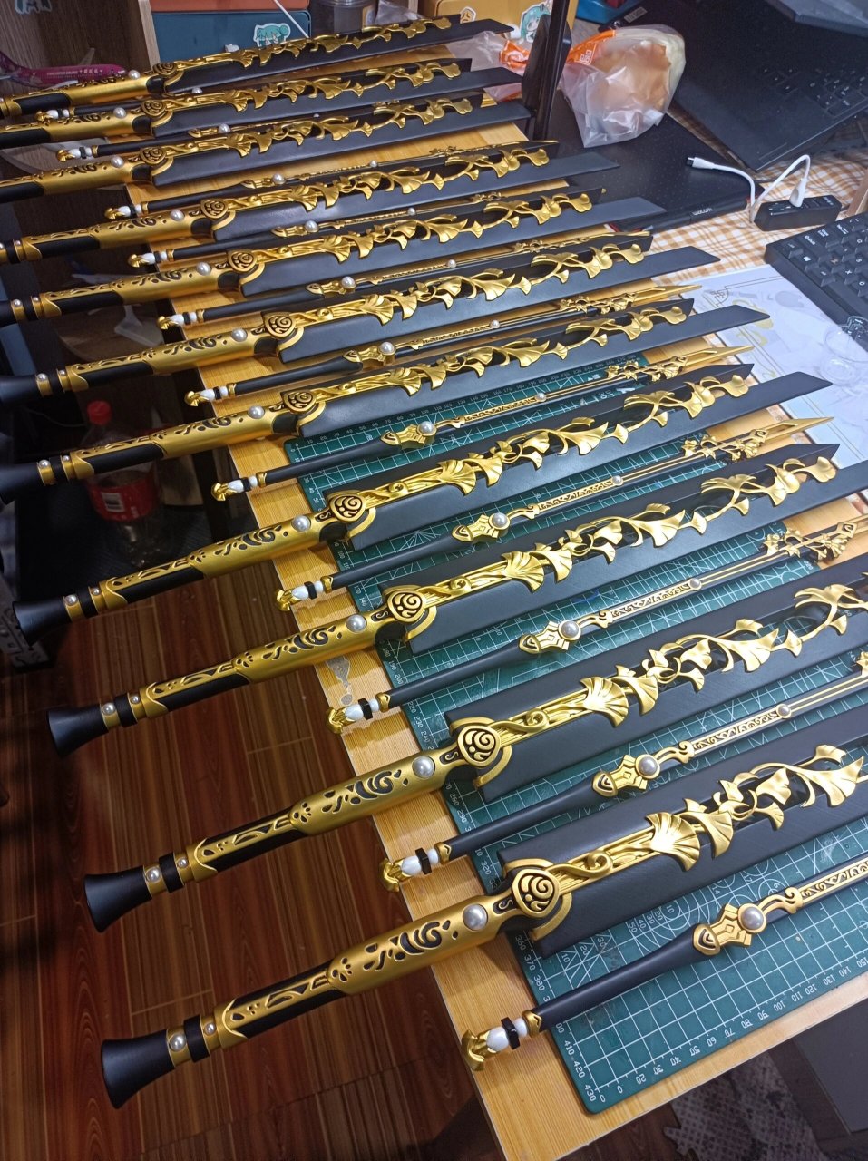 出叽 千叶长生:45cm,    泰阿:60cm,  材质树脂 bjd73.75叔尺寸