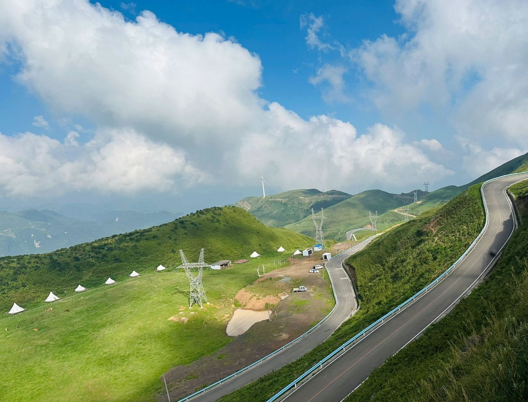 贵州的宝藏景点阿西里西韭菜坪 本来很想去贵州安顺的黄果树大瀑布