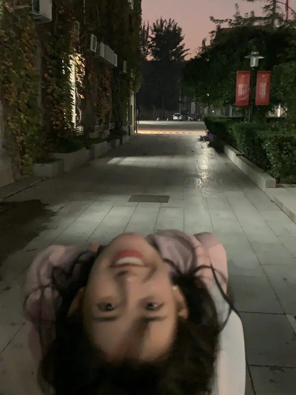 蒋依依在00花里颜值排前三吧,好看但是有点苦相[笑哭]