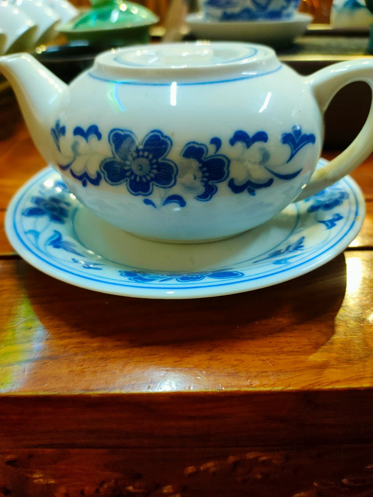 国瓷～醴陵釉下五彩 1915年, 醴陵釉下五彩瓷器以"白如玉,薄如纸,明