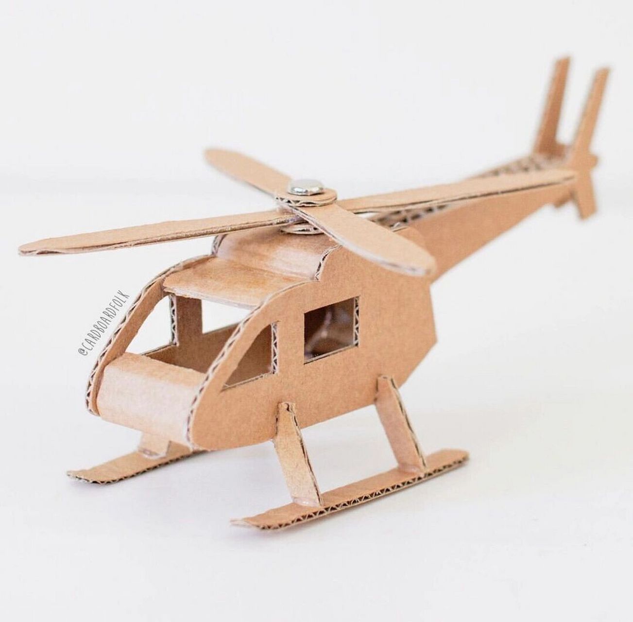 幼儿园亲子手工直升飞机diy教程05 用废旧纸盒做的直升飞机,创意又