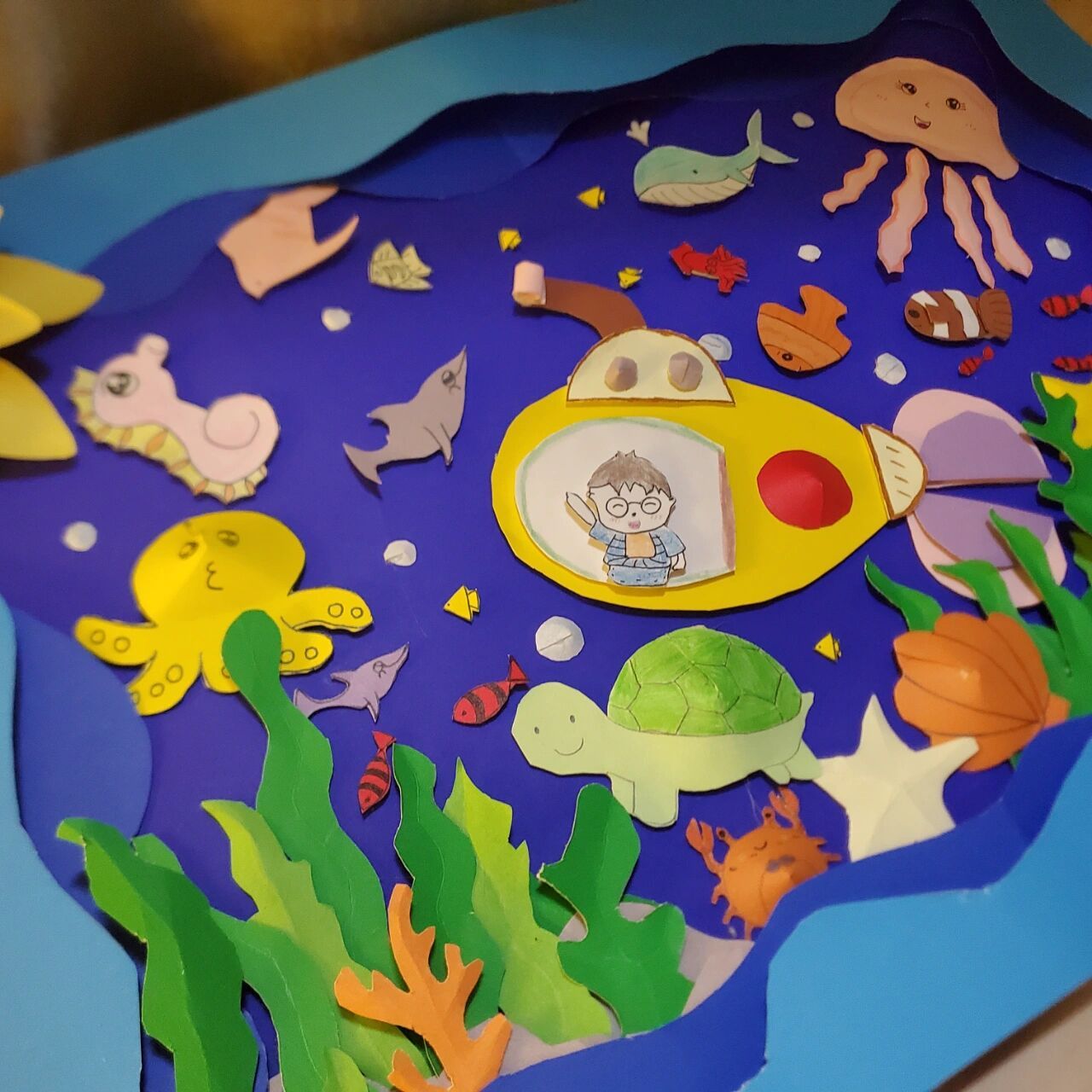 纸浮雕《海底世界》