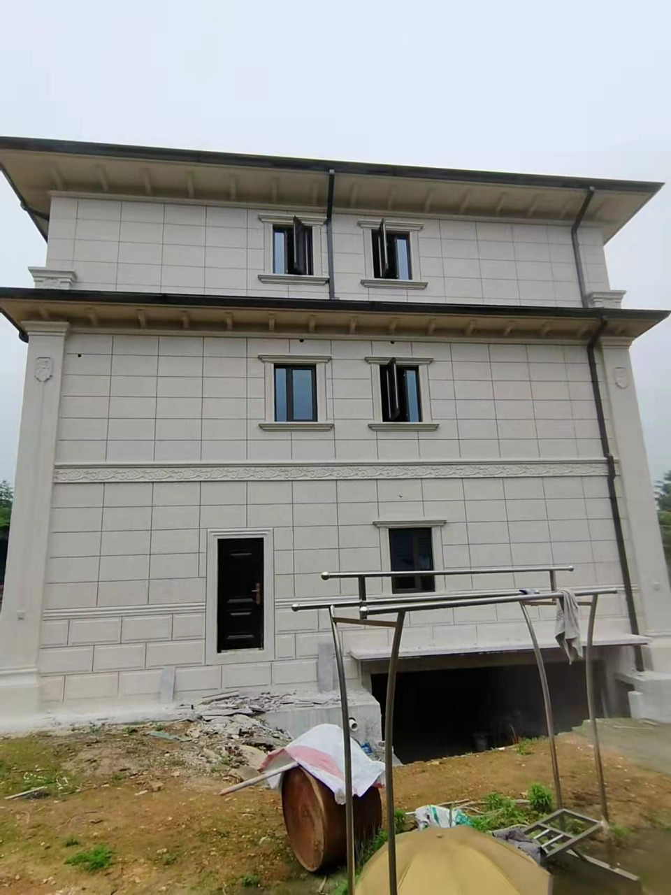 大别墅外墙水磨石完工效果