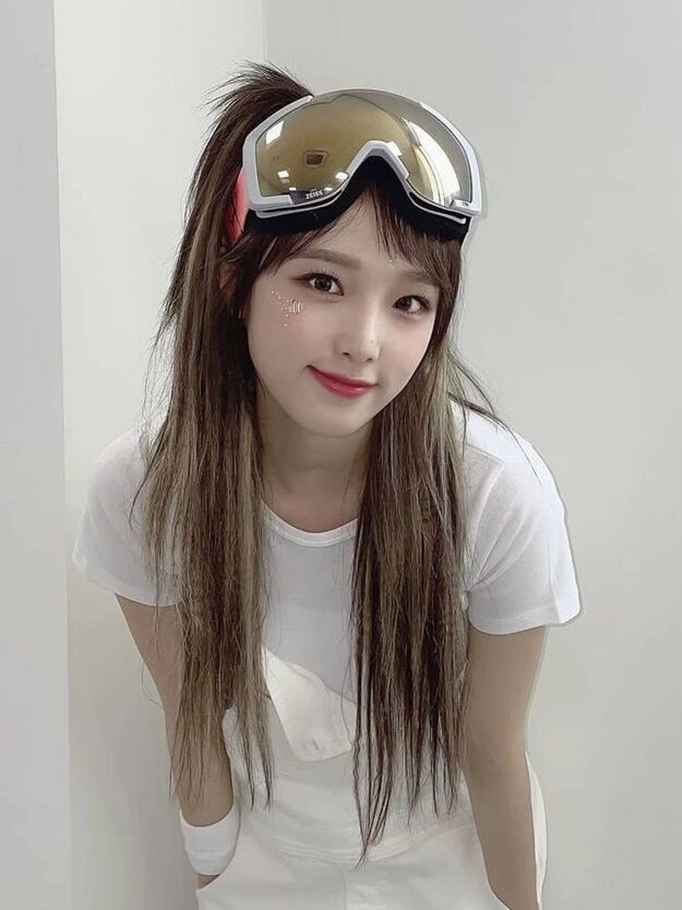 回顾一下izone的美照吧 真的好想念我们矮子丸,小红书只能放九张照片