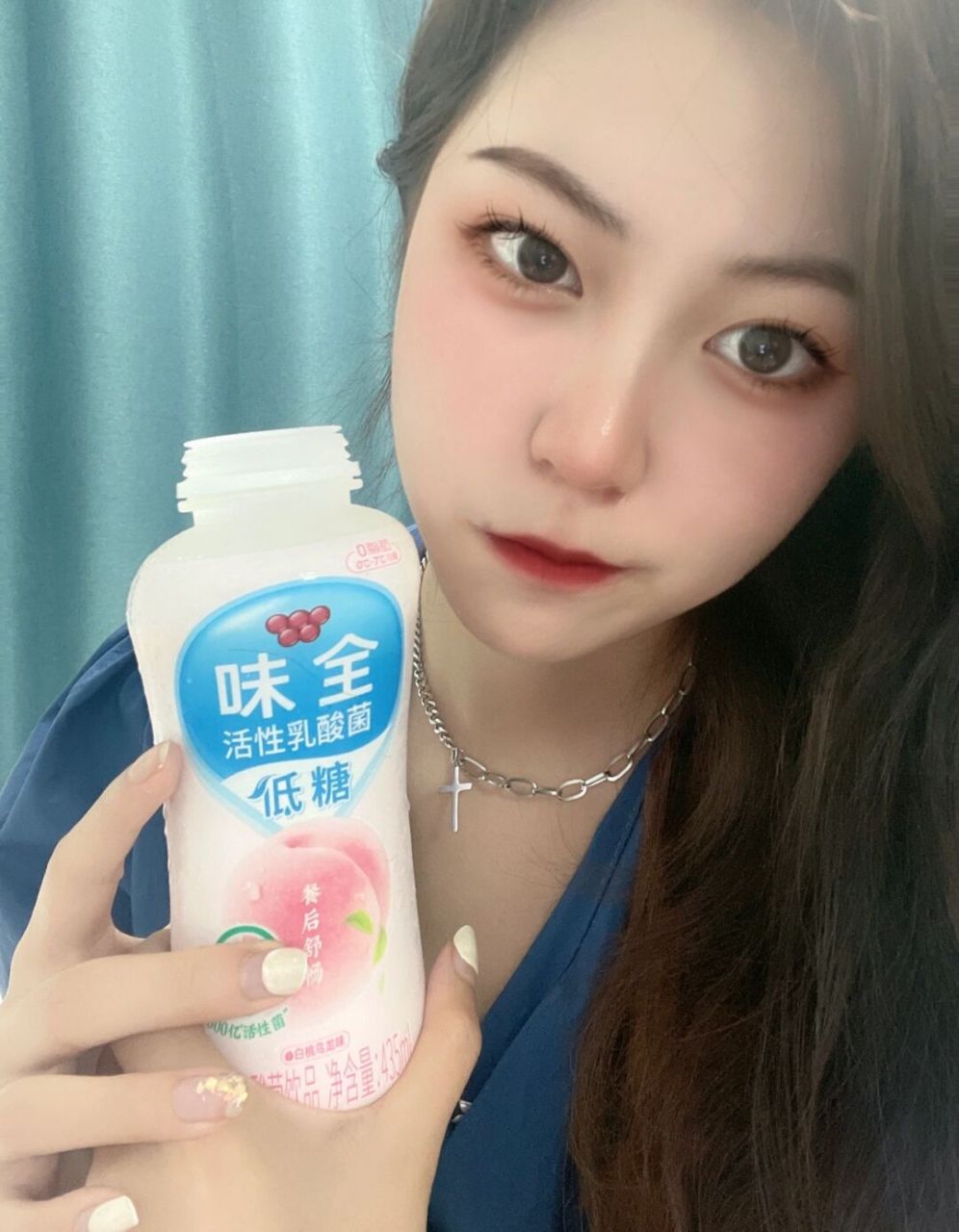 内容:味全低糖乳酸菌 有不同的口味 好喝不胖 夏天饭后来一杯 又好喝