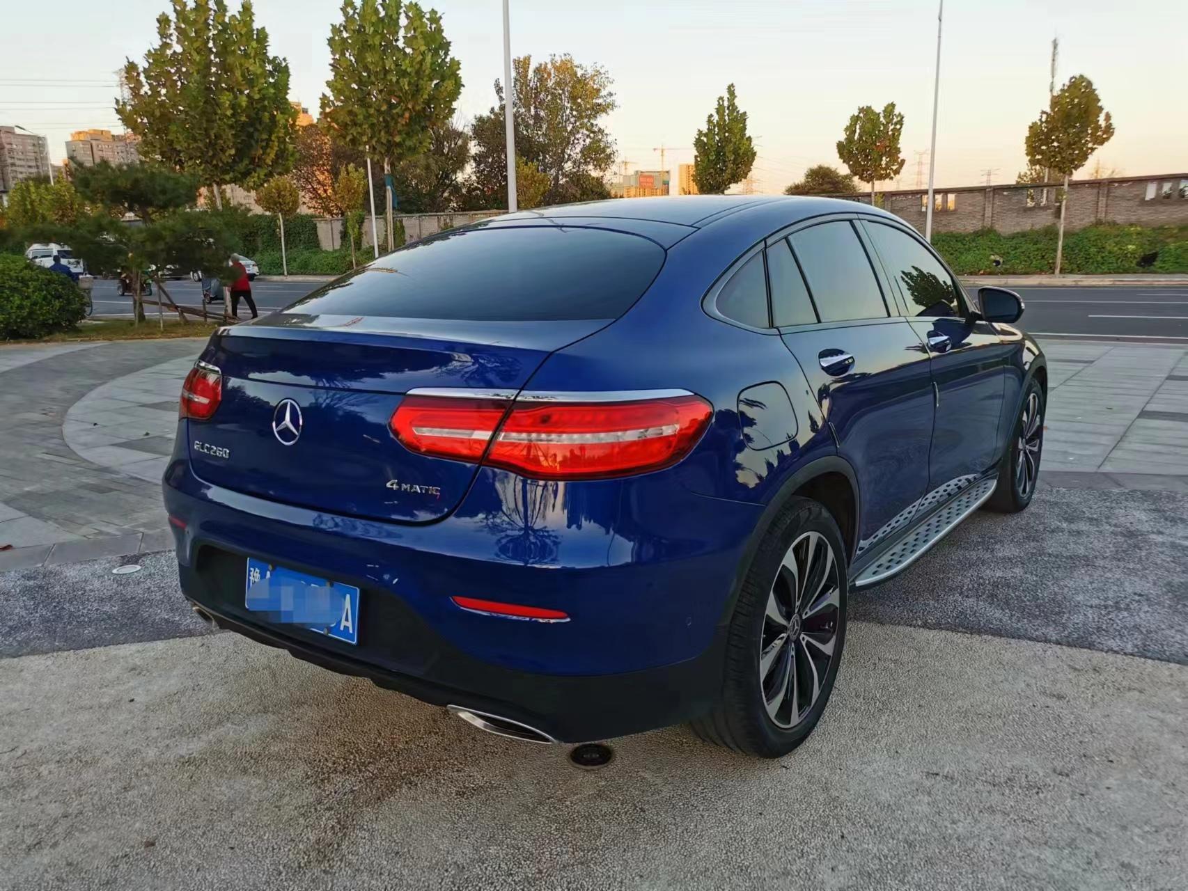 2018年进口奔驰glc2604matic轿跑suv,指导价:49.