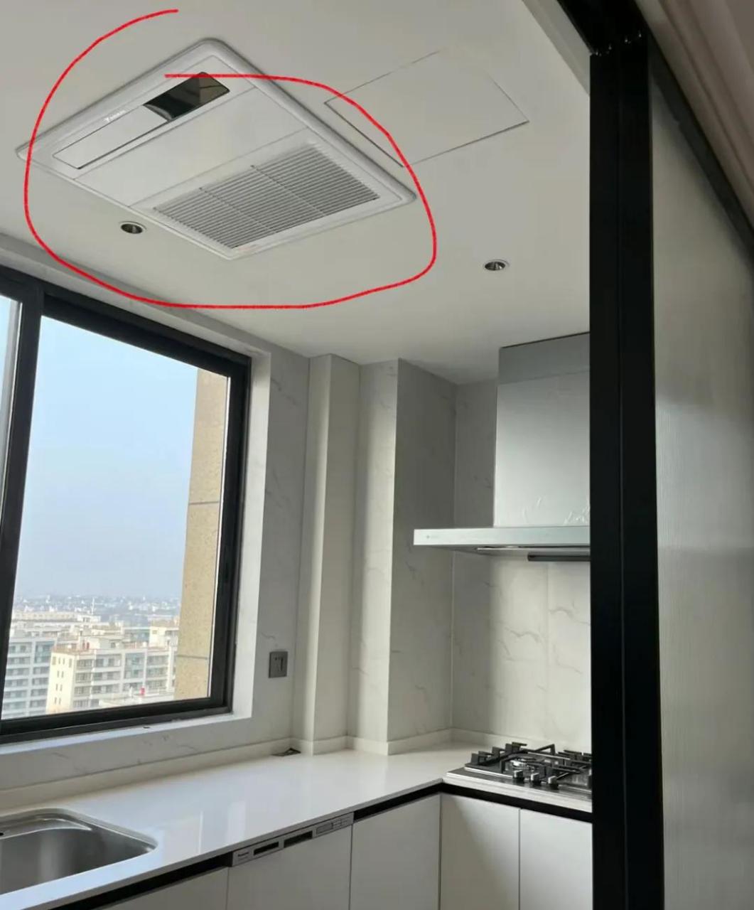 厨房这种空调好用吗?