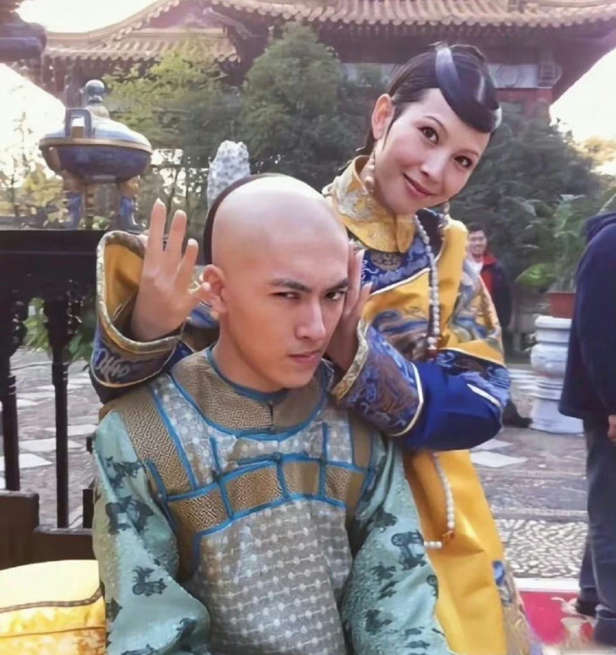 《甄嬛传》一些没有见过的花絮照,是谁2023年了还在怀念.